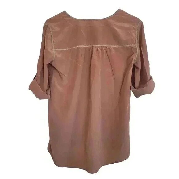 BCBGMAXAZRIA Women's Cantaloupe Silk Roll Tab Sleeves Top - Picture 5 of 9